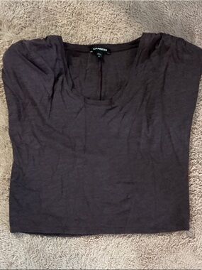 Express Women’s burgundy Scoop Neck Short Sleeve w/ shoulder pads Tee